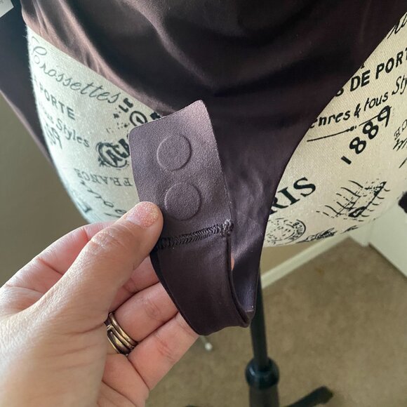 Lululemon Nulu Square Neck Long Sleeve Bodysuit Brown - Sz Large - Picture 13 of 15